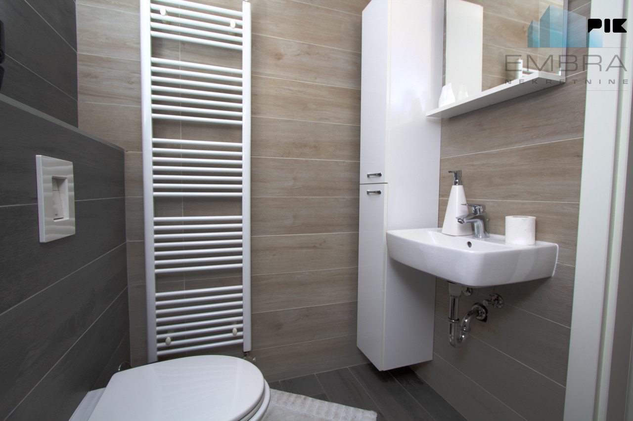 EMBRA najam: Trosoban Penthouse, Nova Otoka, Novi Grad. 9