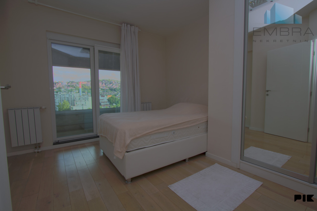 EMBRA najam: Trosoban Penthouse, Nova Otoka, Novi Grad. 13