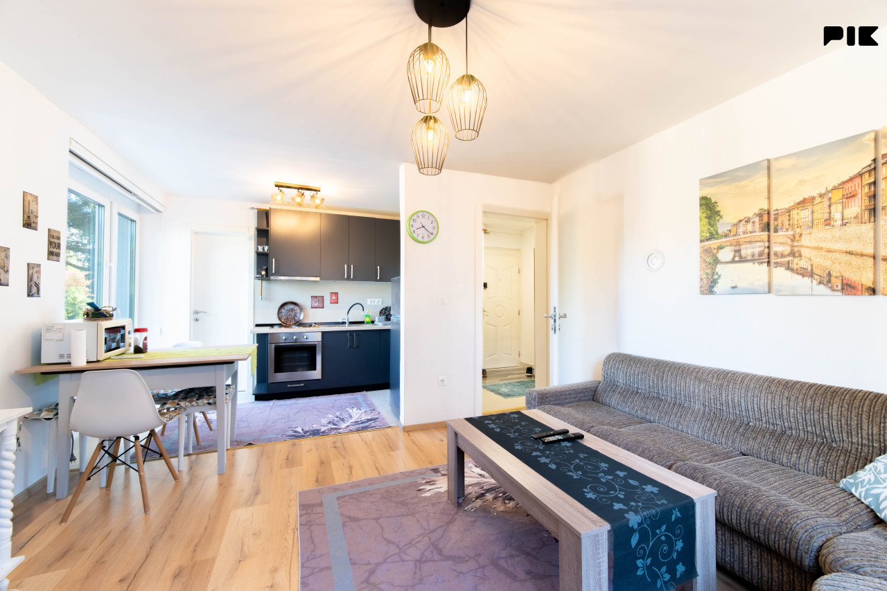 PROPERTIZE | NAJAM | Stan 51 m2 | Višnjik, Centar