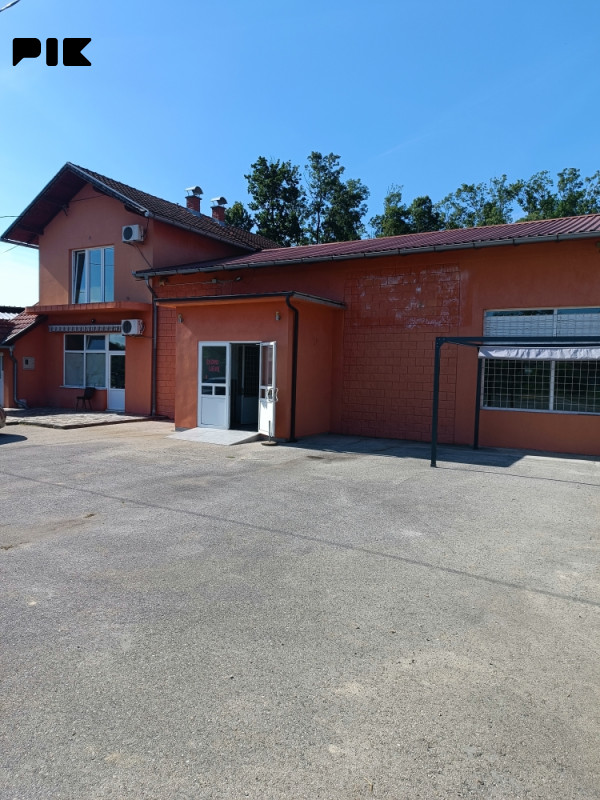 Skladišta i hale Brčko 061-168-241 3