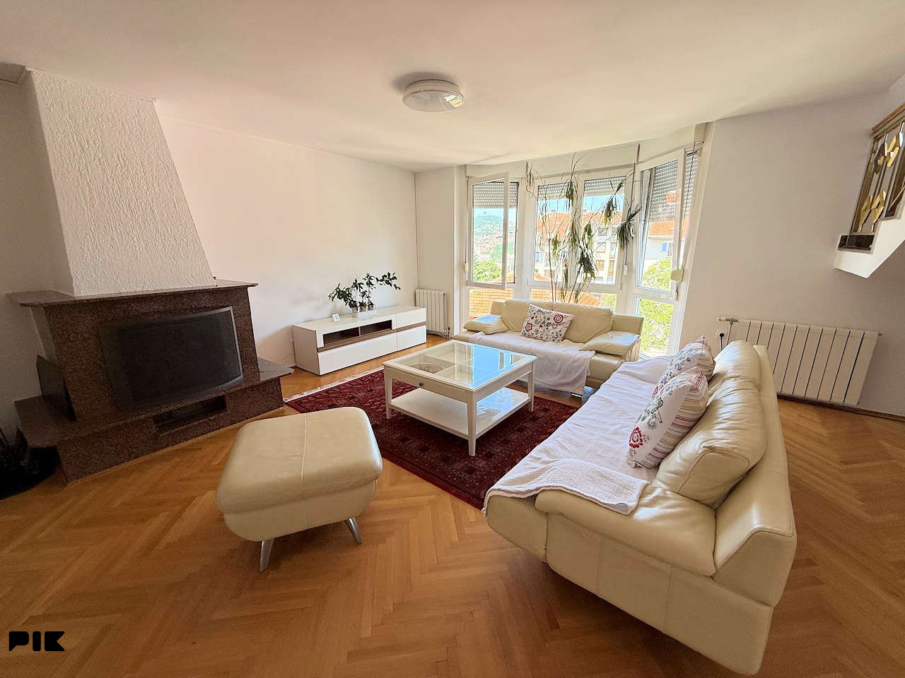 Ekskluzivna rezidencijalna kuća sa 1.750 m2 3