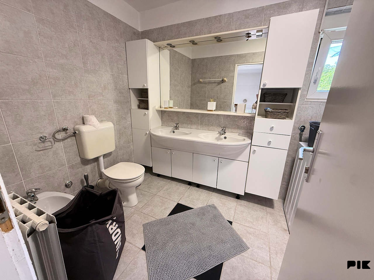 Ekskluzivna rezidencijalna kuća sa 1.750 m2 11