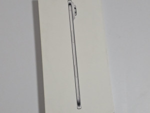 IPHONE APPLE AIR 1TB Novo Nekoristeno 1 Godina Garancija