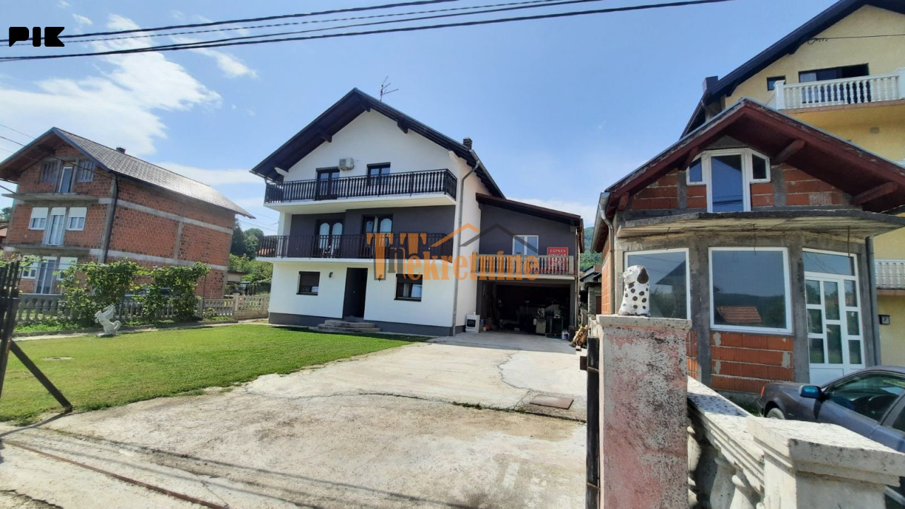 Stambeni objekat 479 m2 na placu od 595 m2 - Debeljaci 4