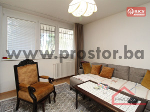 PROSTOR prodaje: Prostrana garsonjera, Dobrinja photo 3