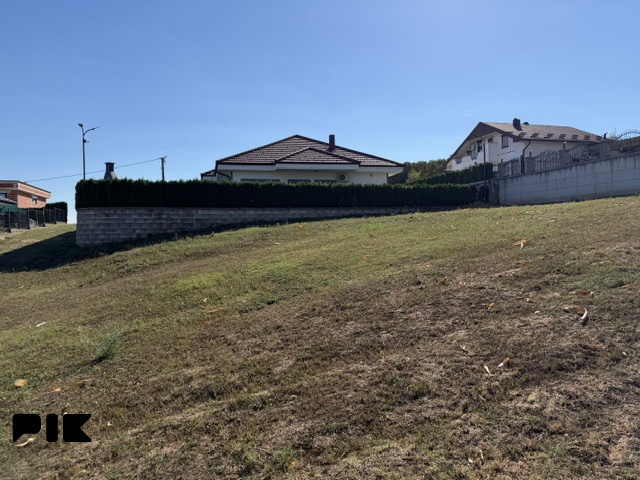 Zemljište Parcela za kucu u Velika Kladuša 650-700m2 3
