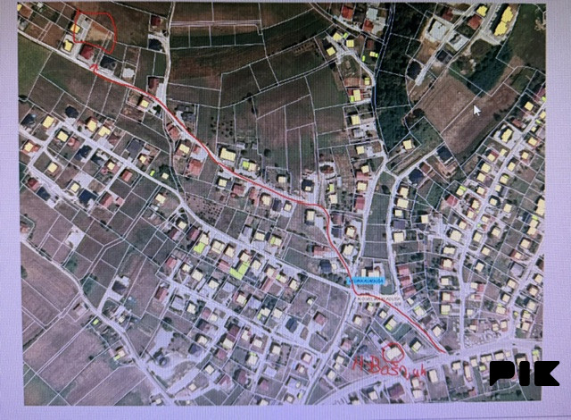 Zemljište Parcela za kucu u Velika Kladuša 650-700m2 6