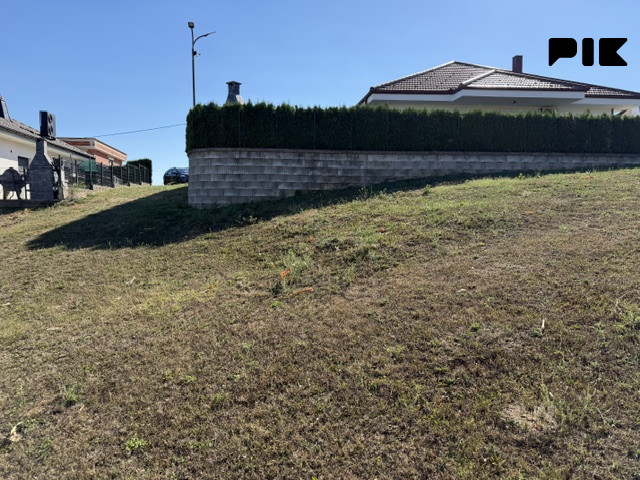 Zemljište Parcela za kucu u Velika Kladuša 650-700m2 8