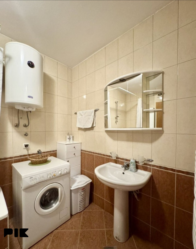 Stan 65 m2 | PARKING u dvorištu | GRIJANJE na struju | Nova Varoš 7