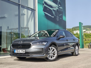 SUPERB SELECTION 1.5 TSI PHEV DSG LOUNGE