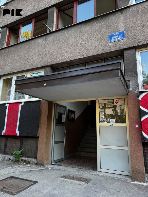 Garsonjera Zenica Bulevar Ezhera Eze Arnautovića 1 sprat