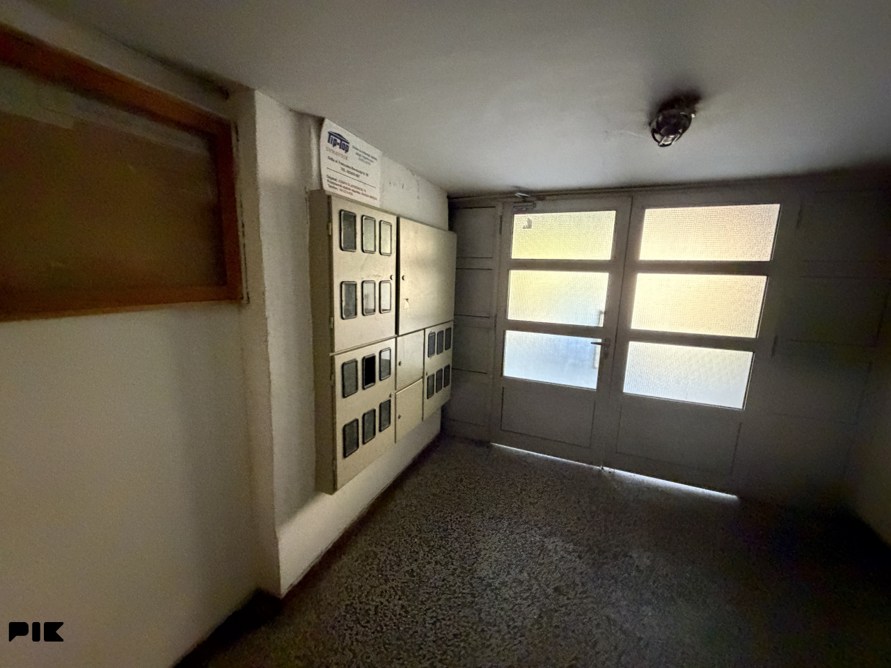 U potpunosti adaptiran trosoban stan Ilidža , Pejton 1. sprat photo 3