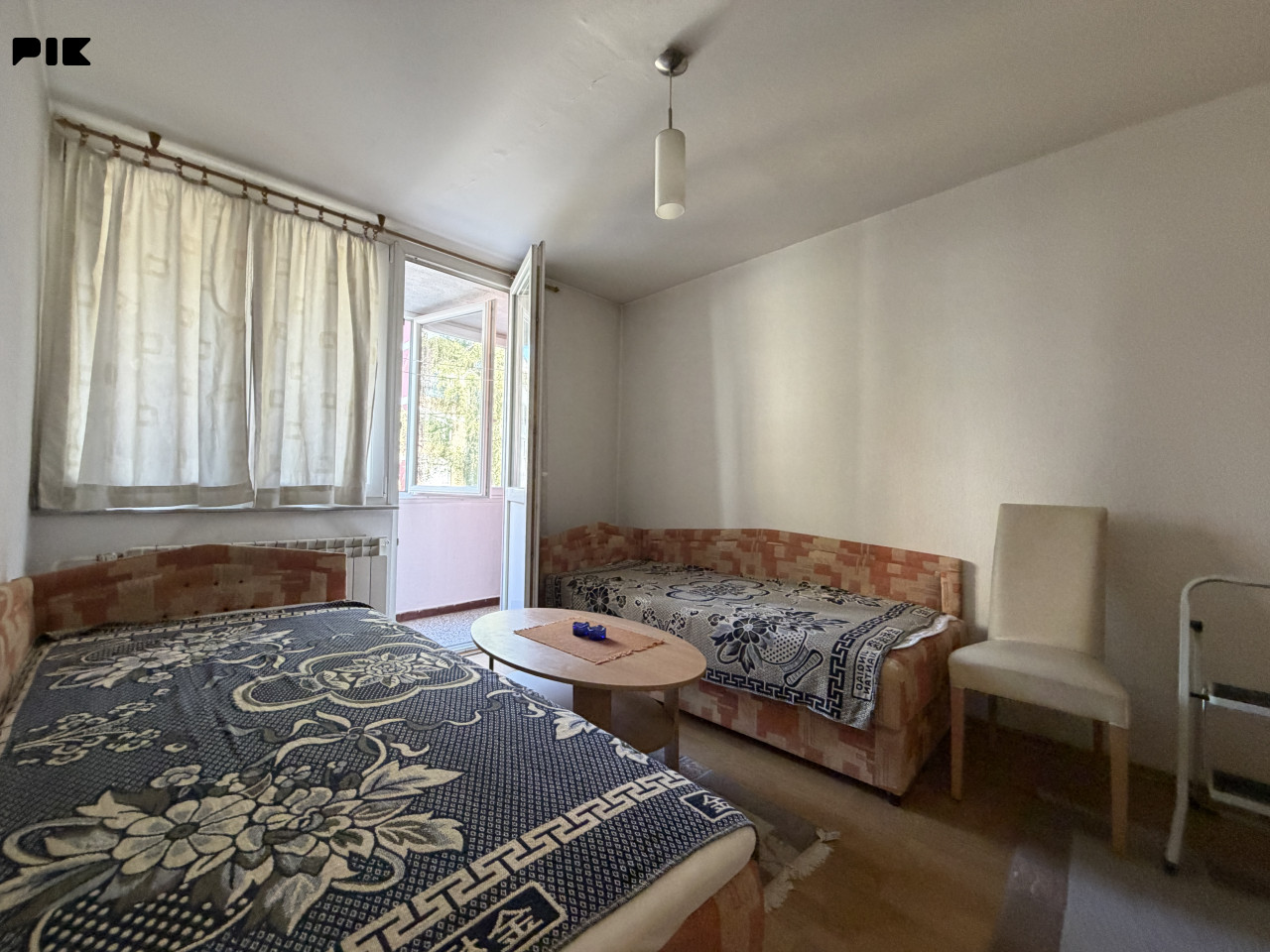 Trosoban renoviran stan 86 m2 Pejton Ilidža prvi sprat 16