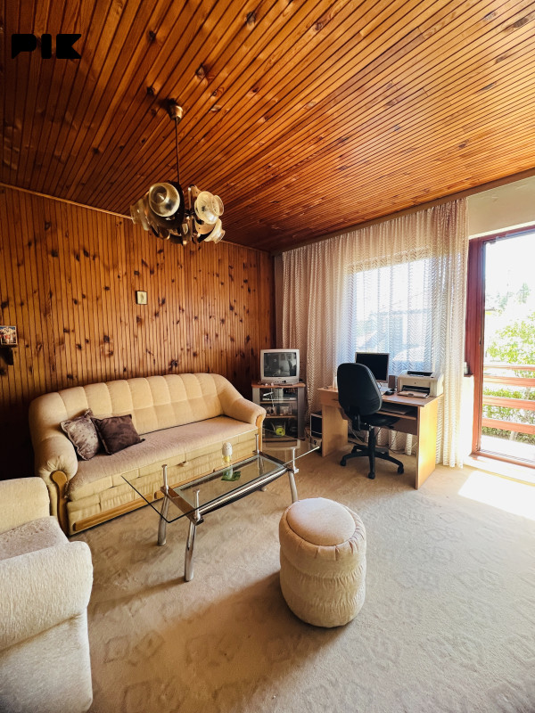 2 Kuće Pale 100m2 i 300m2 8