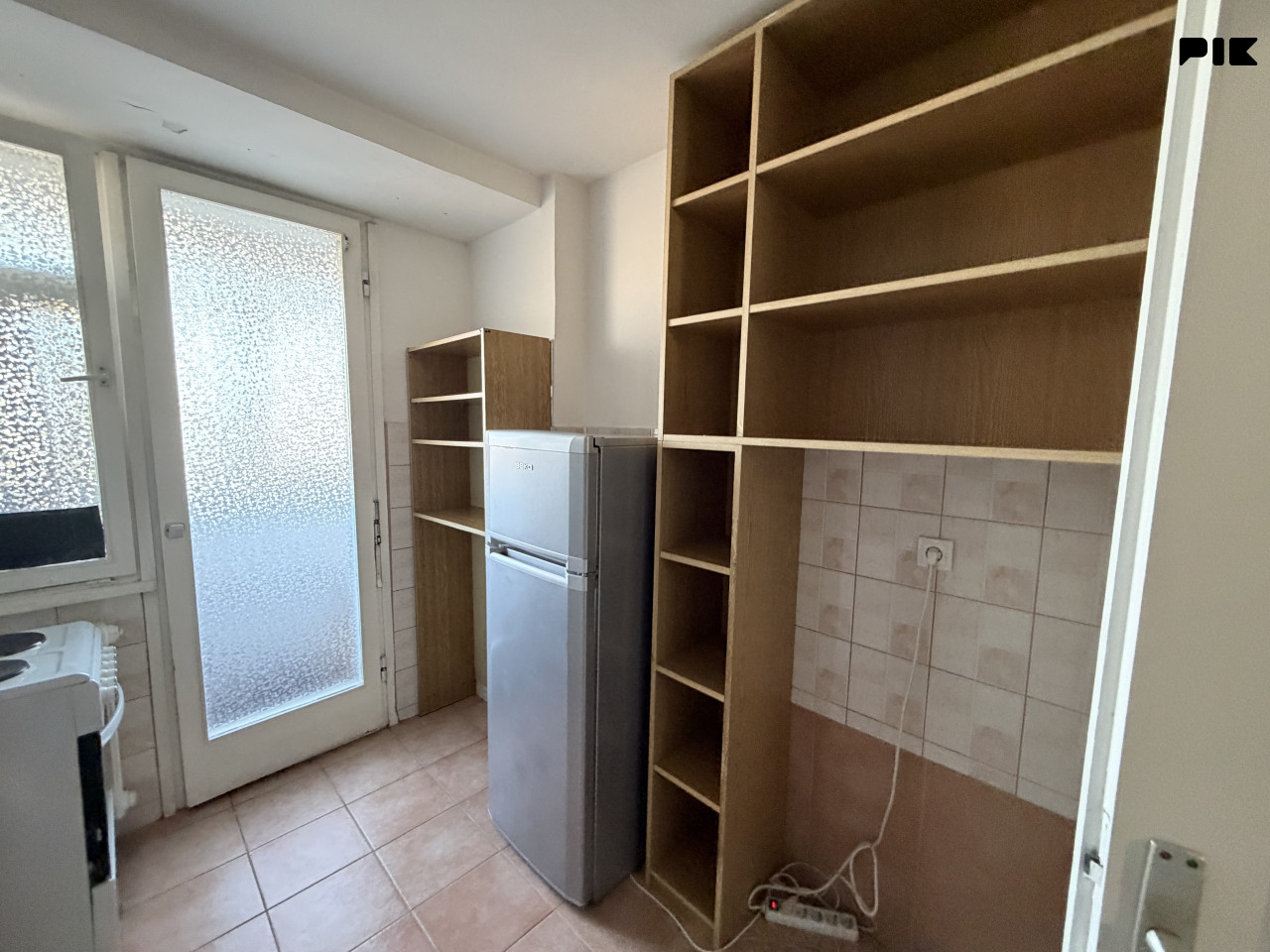 Jednoiposoban (opcija dvosoban) stan 41 m2 Alipašino Polje 11