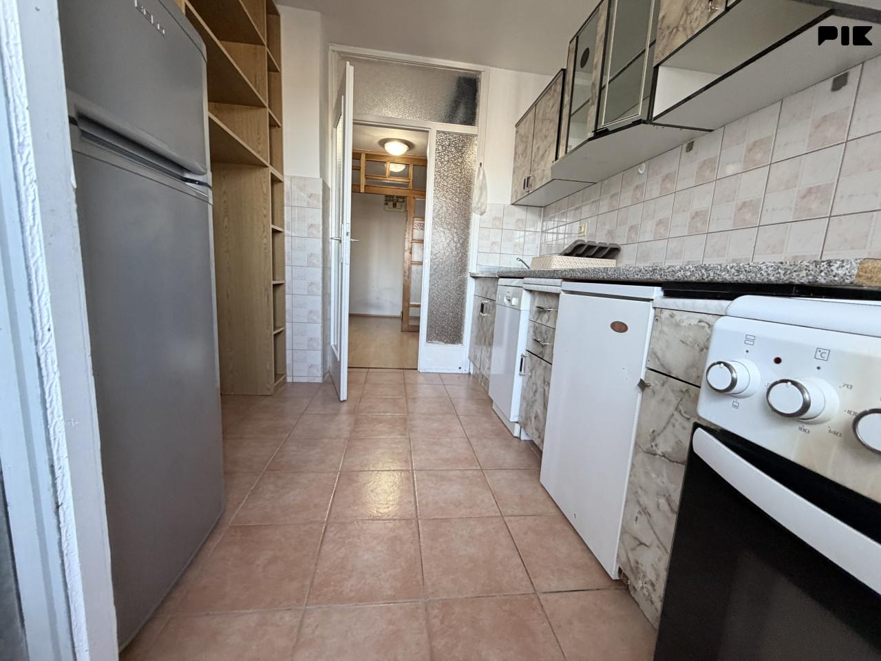 Jednoiposoban (opcija dvosoban) stan 41 m2 Alipašino Polje 14