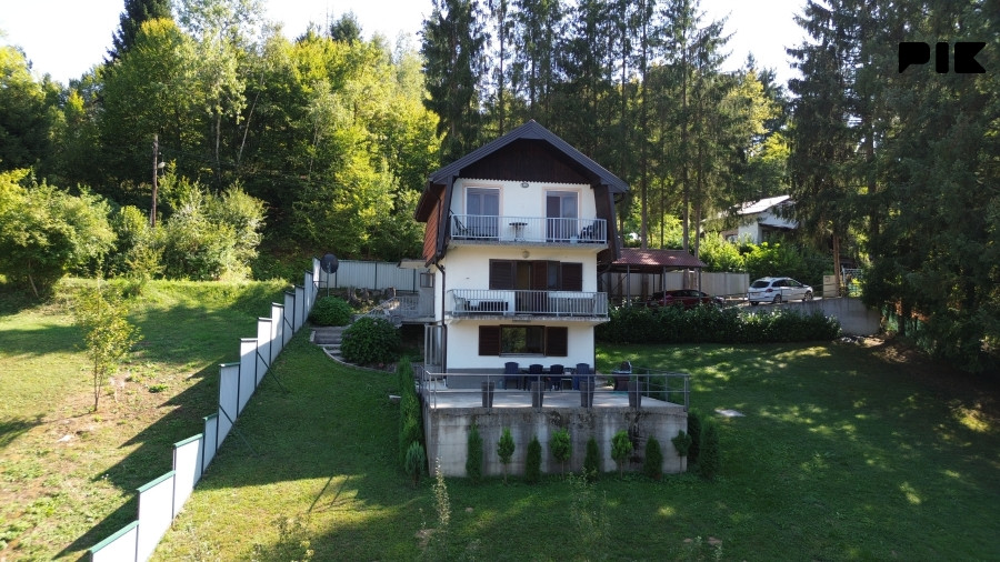 Vikend kuća Busovača, 114m2 stambenog prostora, 1.825m2 zemljišta 4