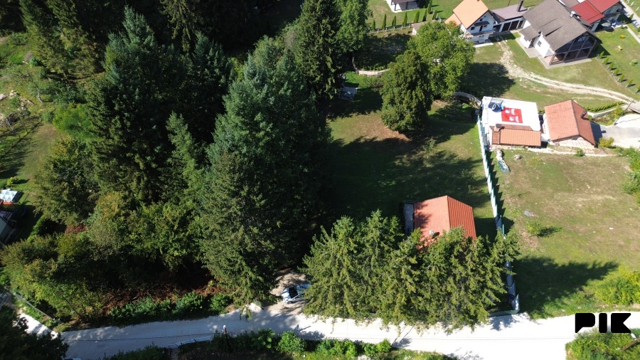 Vikend kuća Busovača, 114m2 stambenog prostora, 1.825m2 zemljišta 21