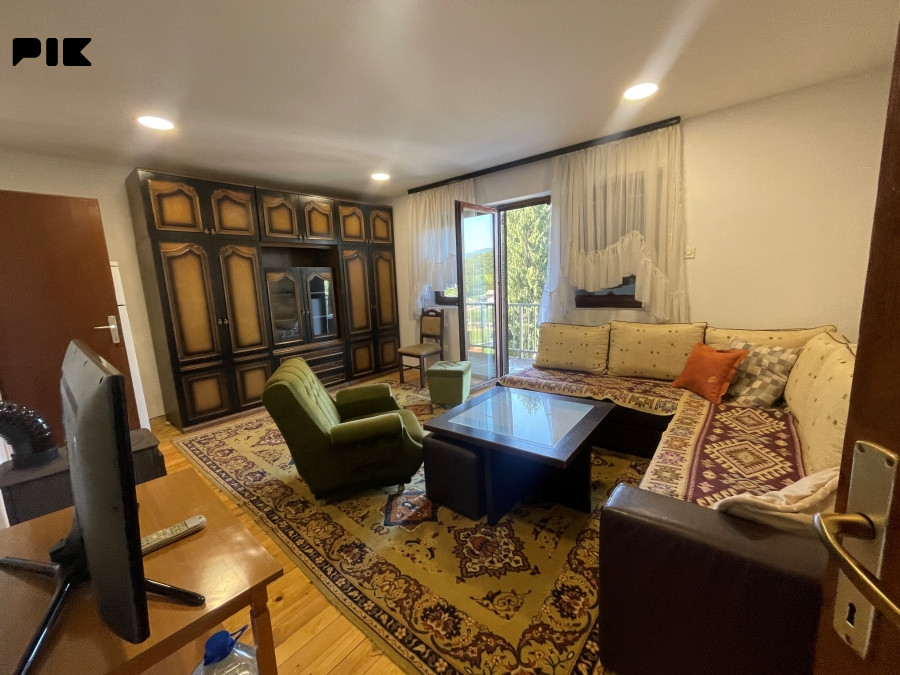 Vikend kuća Busovača, 114m2 stambenog prostora, 1.825m2 zemljišta 8