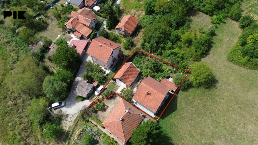 Dvospratna kuća u Peharama, Zenica 6
