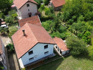 Dvospratna kuća u Peharama, Zenica photo 4