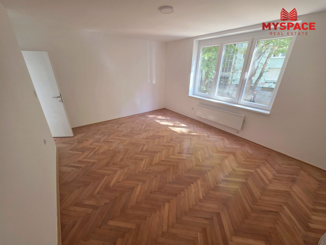 MY SPACE/ Stan/ Grbavica/ RENOVIRAN/ 47 m2 photo 2