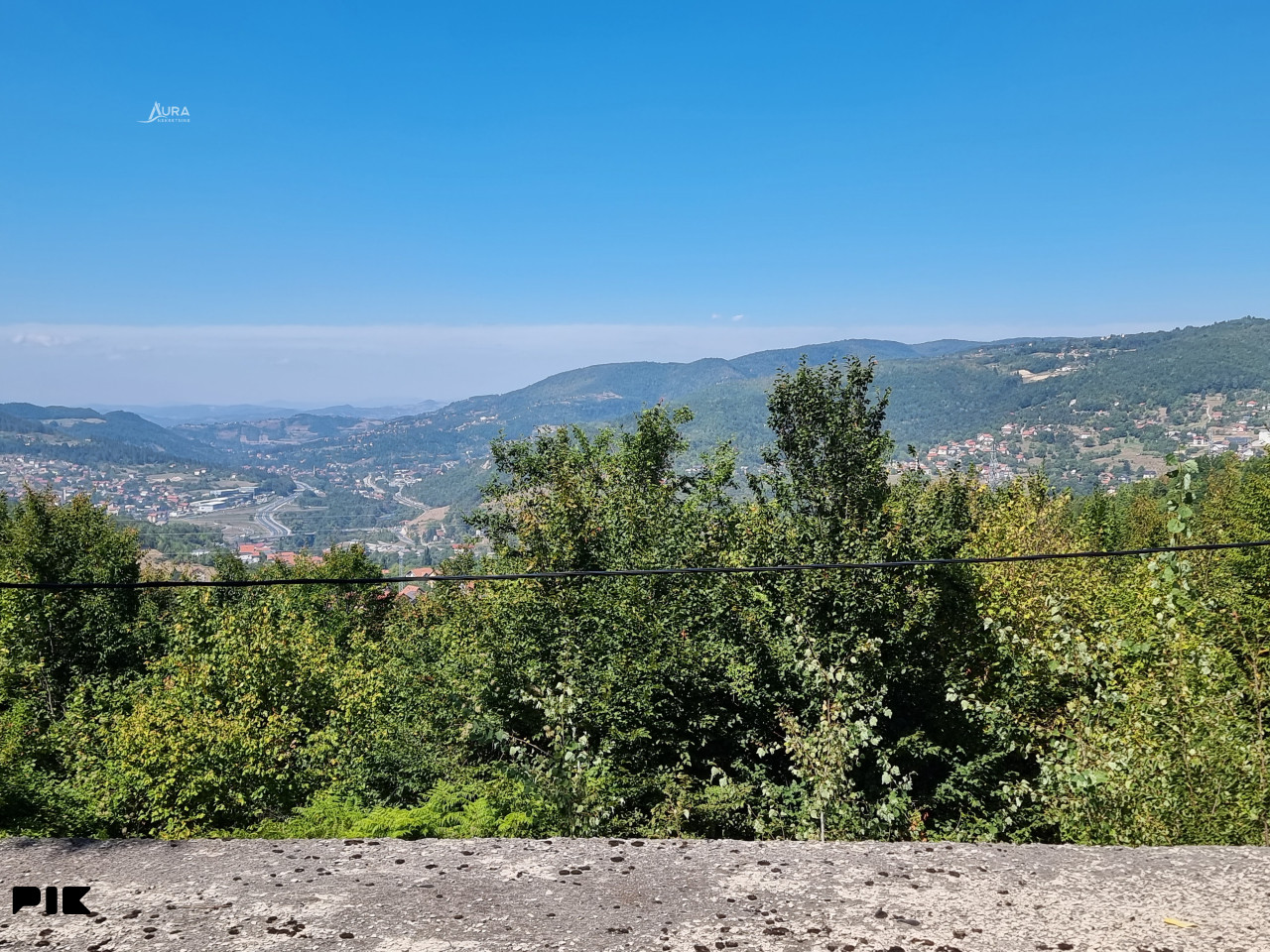 Top građevinsko zemljište sa objektom / Sarajevo 7