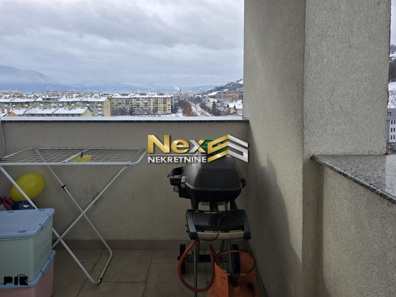 Namješten penthouse sa terasom na Dobrinji IV 91 m2 14