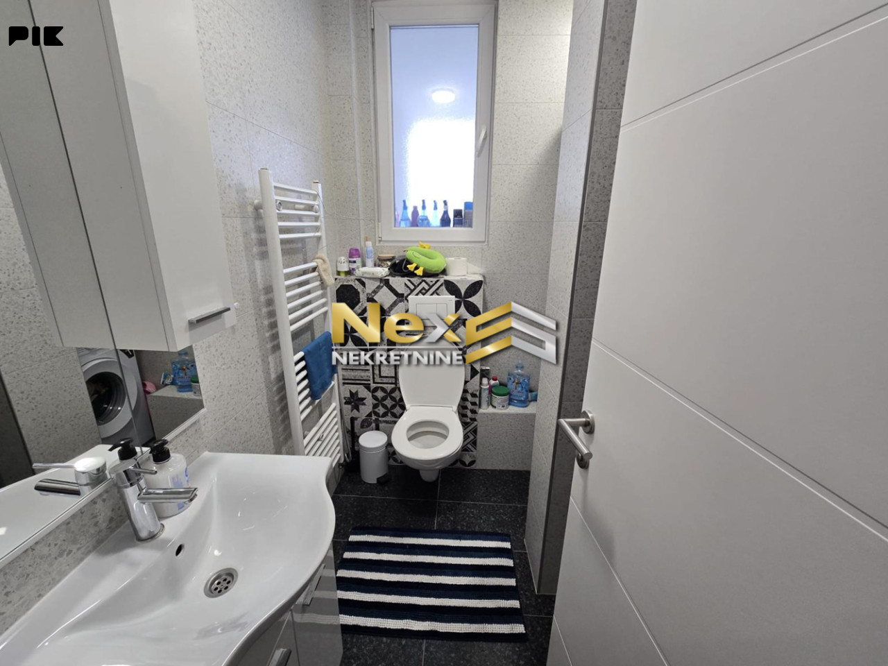 Namješten penthouse sa terasom na Dobrinji IV 91 m2 15