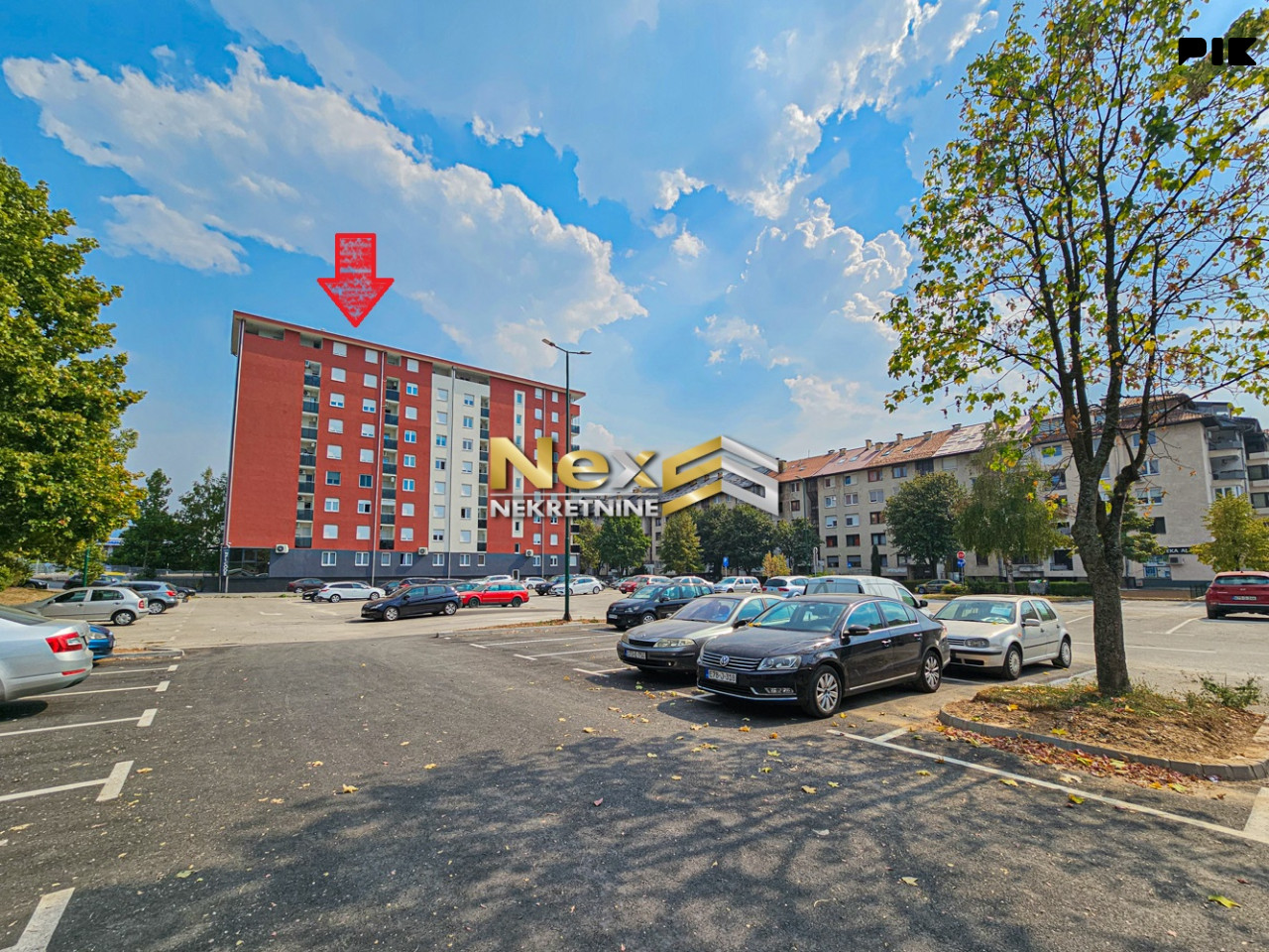 Namješten penthouse sa terasom na Dobrinji IV 91 m2