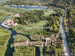 OTOK, BLACE  kuca s prostranom okucnicom i pogledom na rijeku photo 4