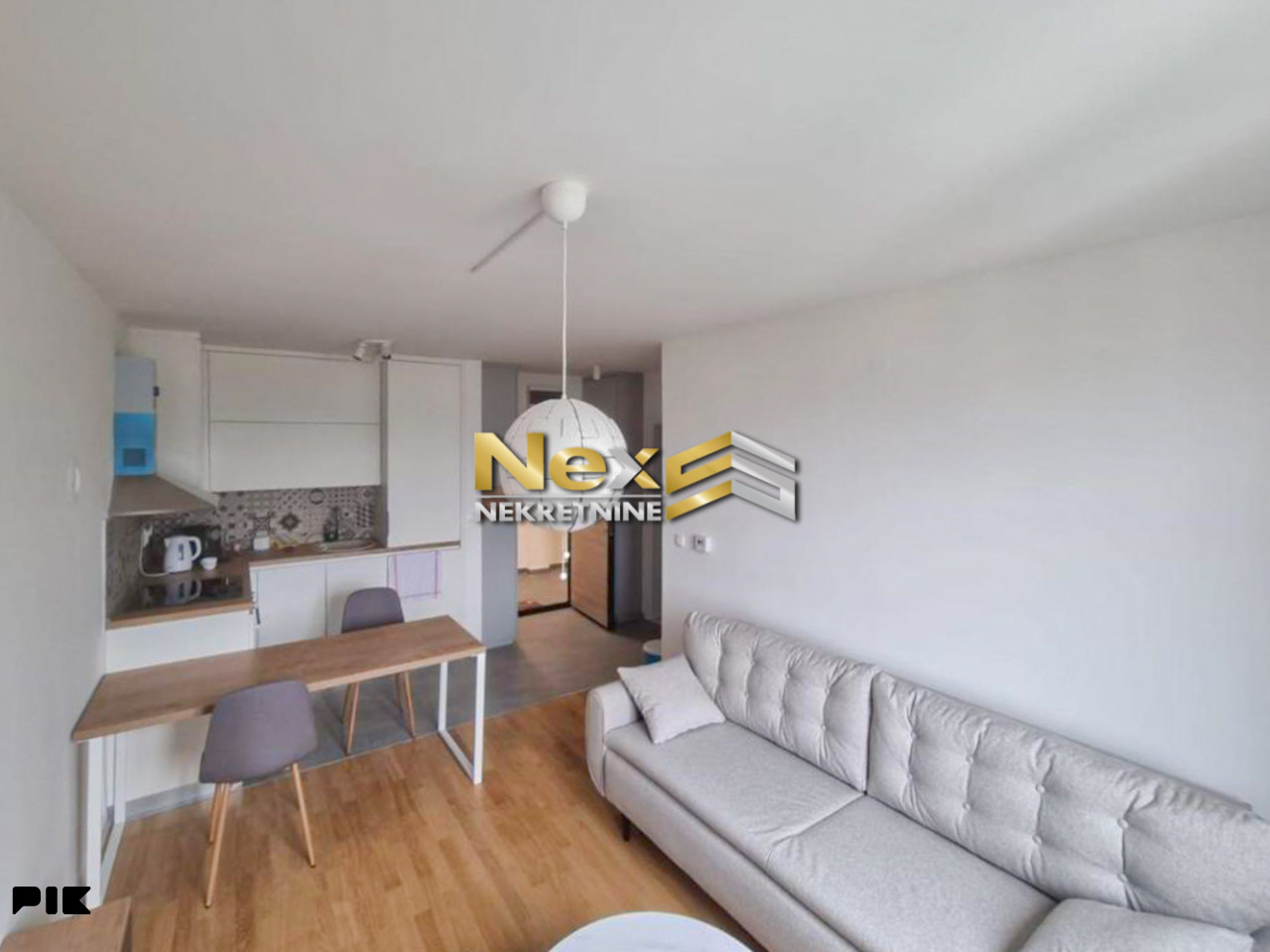 Namješten dvosoban stan Dobrinja IV 32 m2