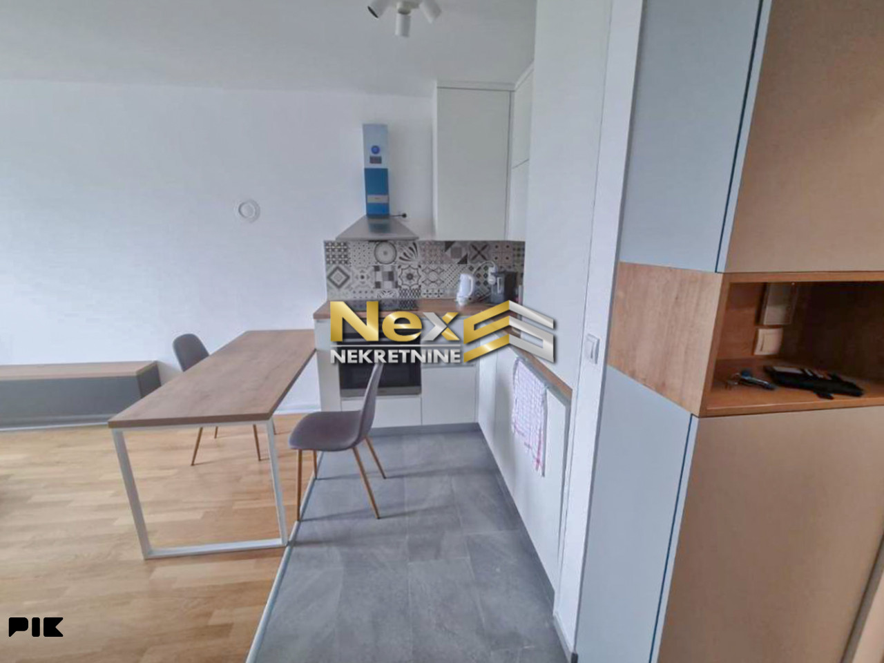 Namješten dvosoban stan Dobrinja IV 32 m2 5