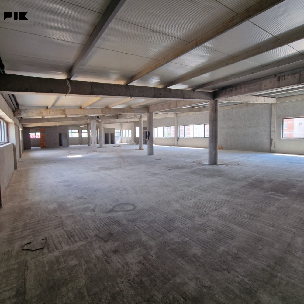 Poslovni prostor 726m2 Novi Travnik, Bare [zaseban ulaz] 4