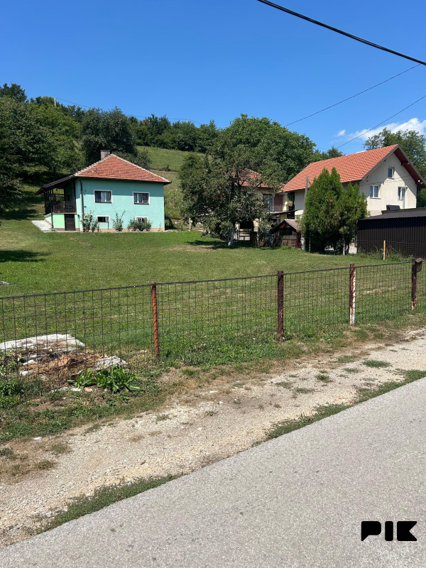 PRODAJE SE - Kuća 140 m2 sa zemljištem 4082 m2 - Kadarići Ilijaš 2