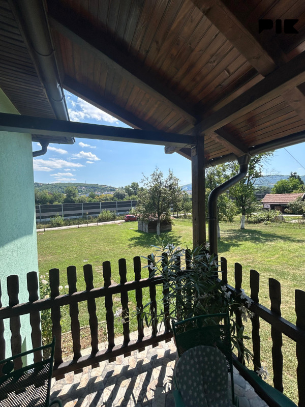 PRODAJE SE - Kuća 140 m2 sa zemljištem 4082 m2 - Kadarići Ilijaš 6