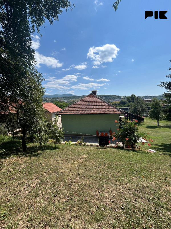 PRODAJE SE - Kuća 140 m2 sa zemljištem 4082 m2 - Kadarići Ilijaš 10