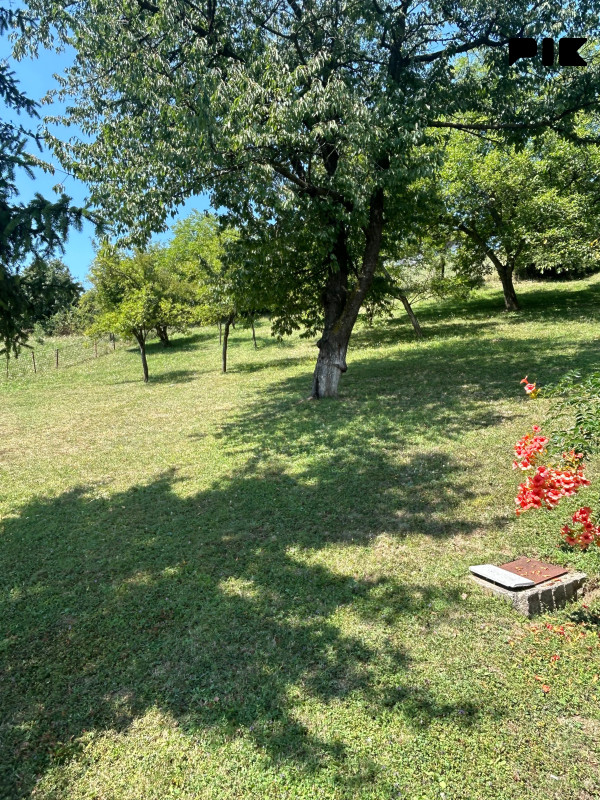 PRODAJE SE - Kuća 140 m2 sa zemljištem 4082 m2 - Kadarići Ilijaš 12