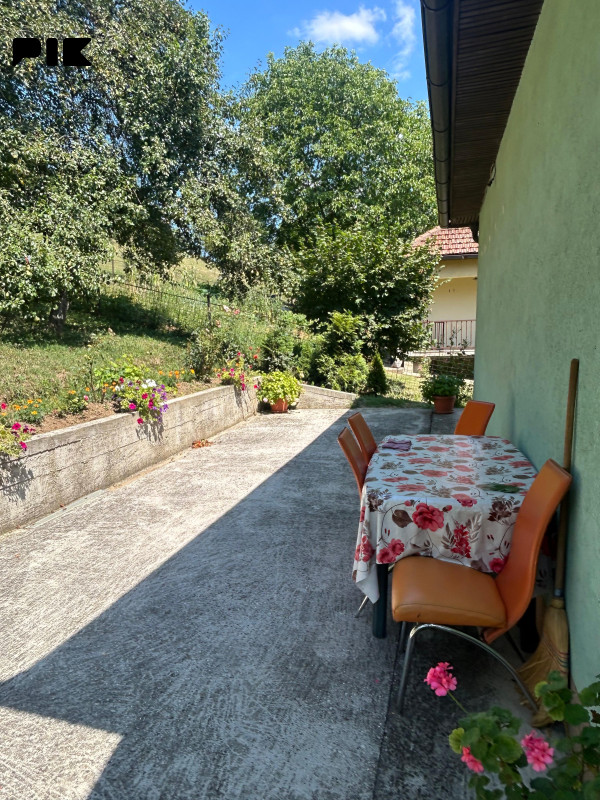 PRODAJE SE - Kuća 140 m2 sa zemljištem 4082 m2 - Kadarići Ilijaš 13