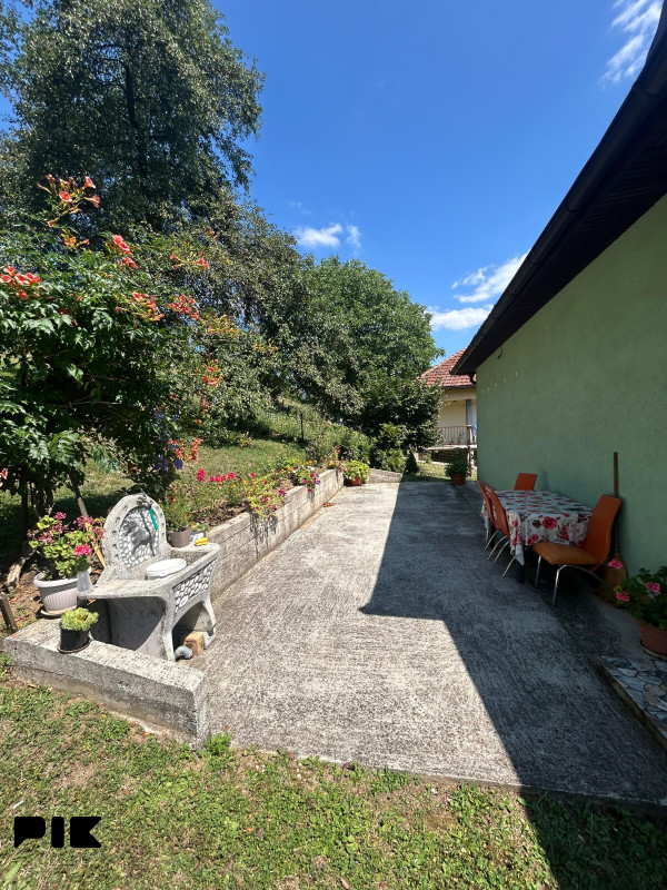 PRODAJE SE - Kuća 140 m2 sa zemljištem 4082 m2 - Kadarići Ilijaš 20