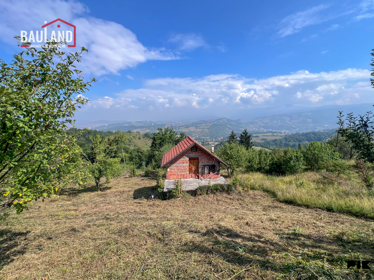 Parcela površine 3580m2 sa vikendicom, Malešići, Ilijaš 3