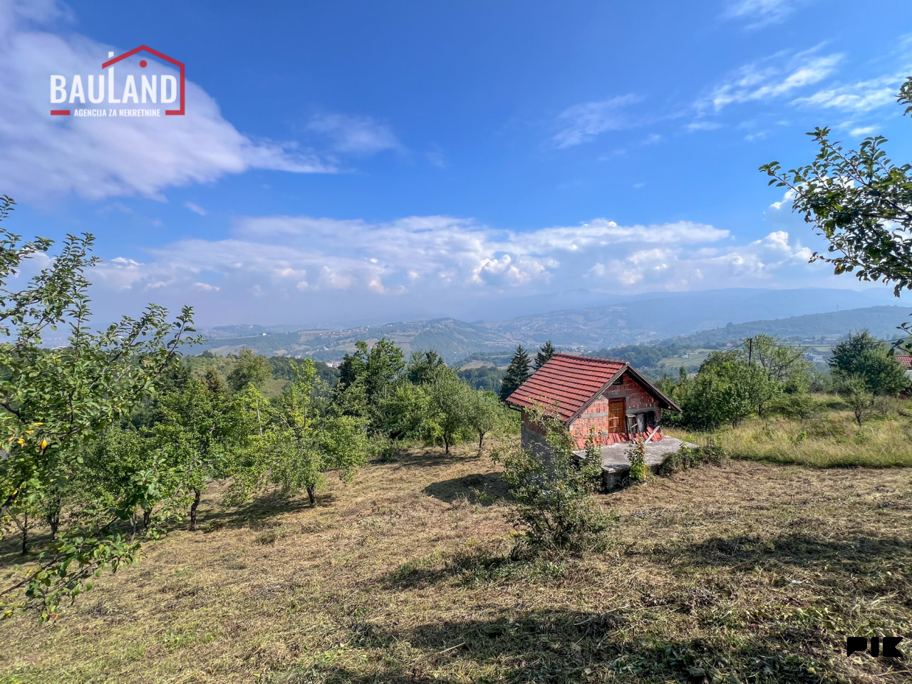 Parcela površine 3580m2 sa vikendicom, Malešići, Ilijaš 4