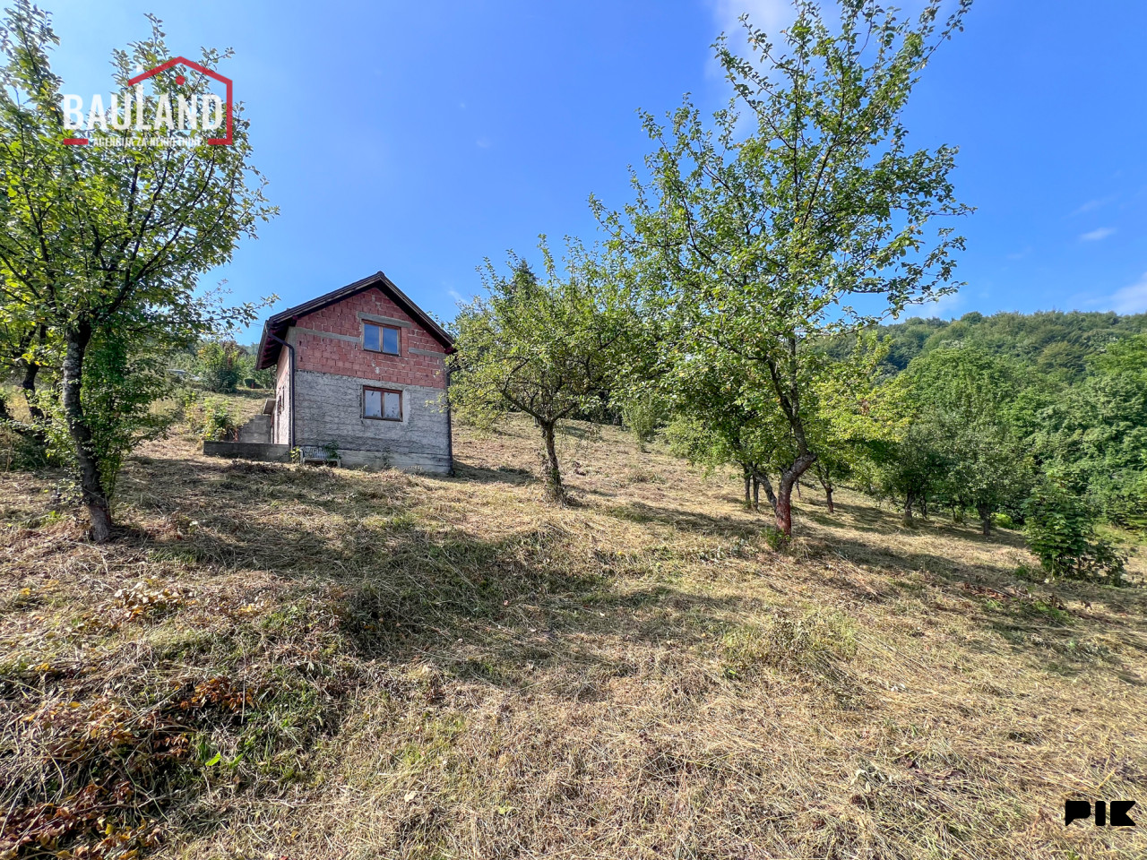 Parcela površine 3580m2 sa vikendicom, Malešići, Ilijaš 9