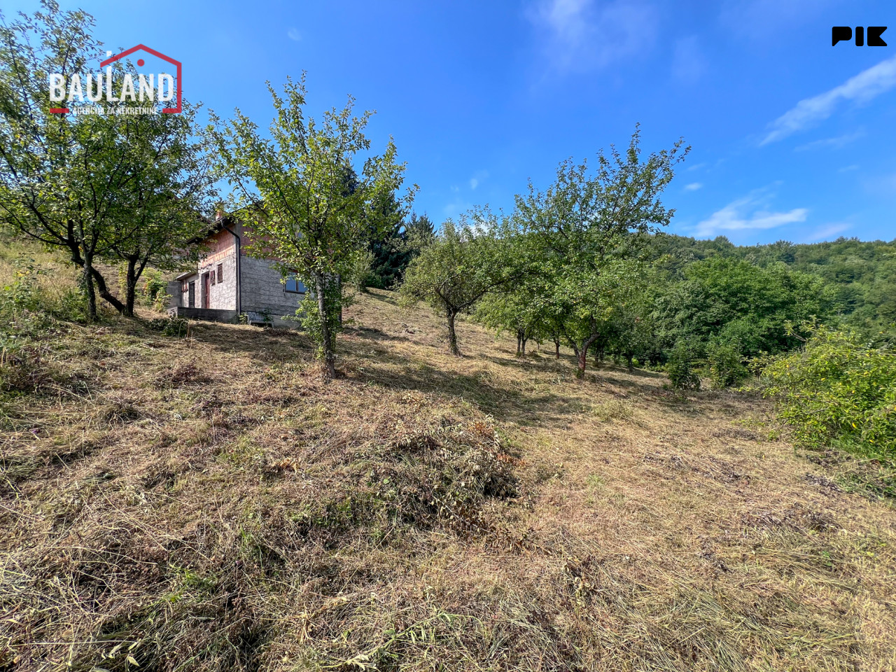 Parcela površine 3580m2 sa vikendicom, Malešići, Ilijaš 11
