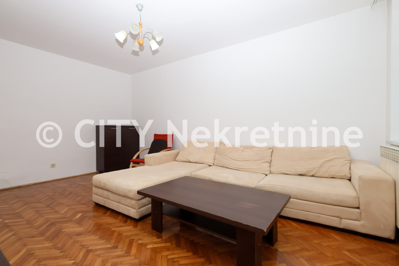 Trosoban stan - Centar - Džidžikovac - Čekaluša - 77 m2 4