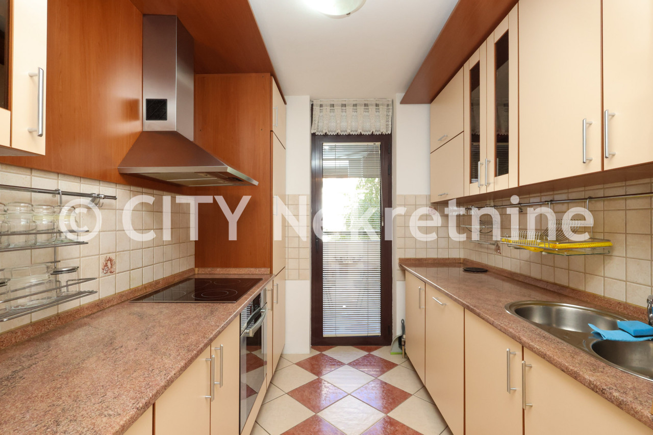 Trosoban namješten stan - Novi grad - Dobrinja 5 - 68 m2 8