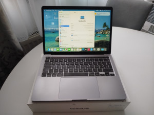 Apple MacBook Pro 13 A2251 2020 i7 32GB 500GB SSD 137 Ciklusa