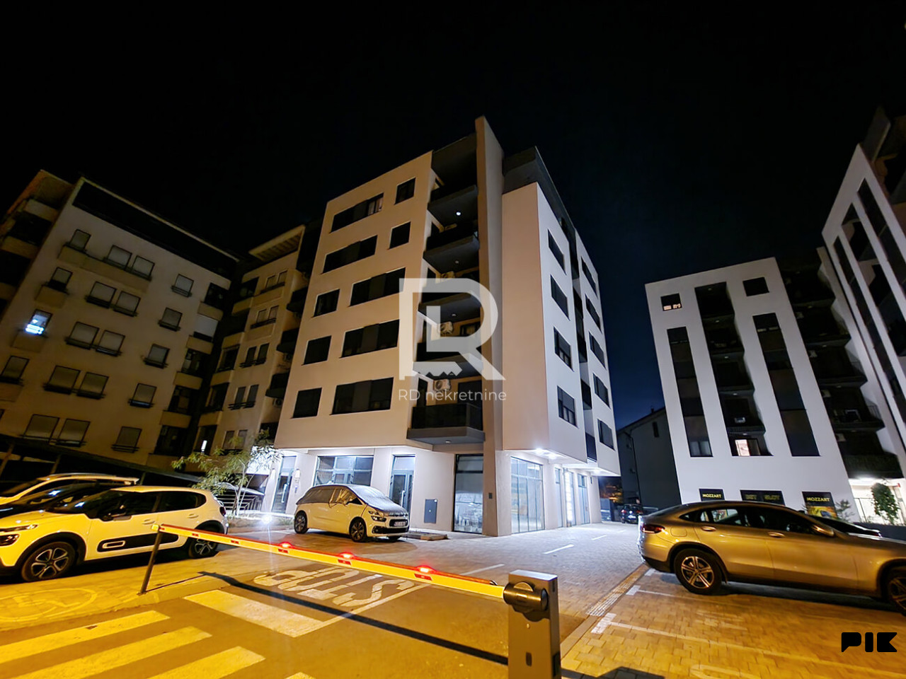 Na prodaju nov namješten dvosoban stan 48m2 sa parking mjestom
