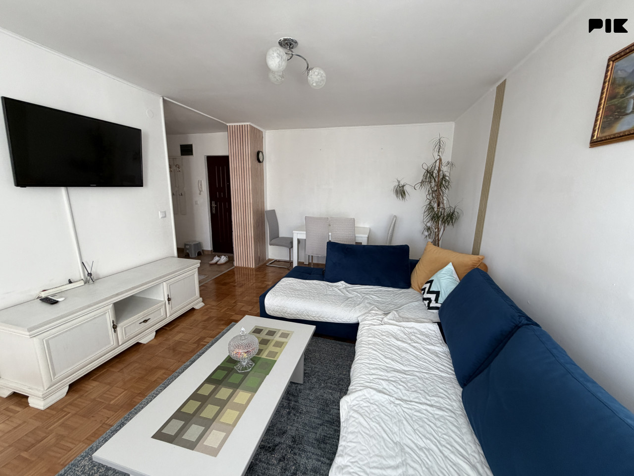 Potpuno renoviran trosoban stan 65 m2 Alipašino Polje Novi Grad 8