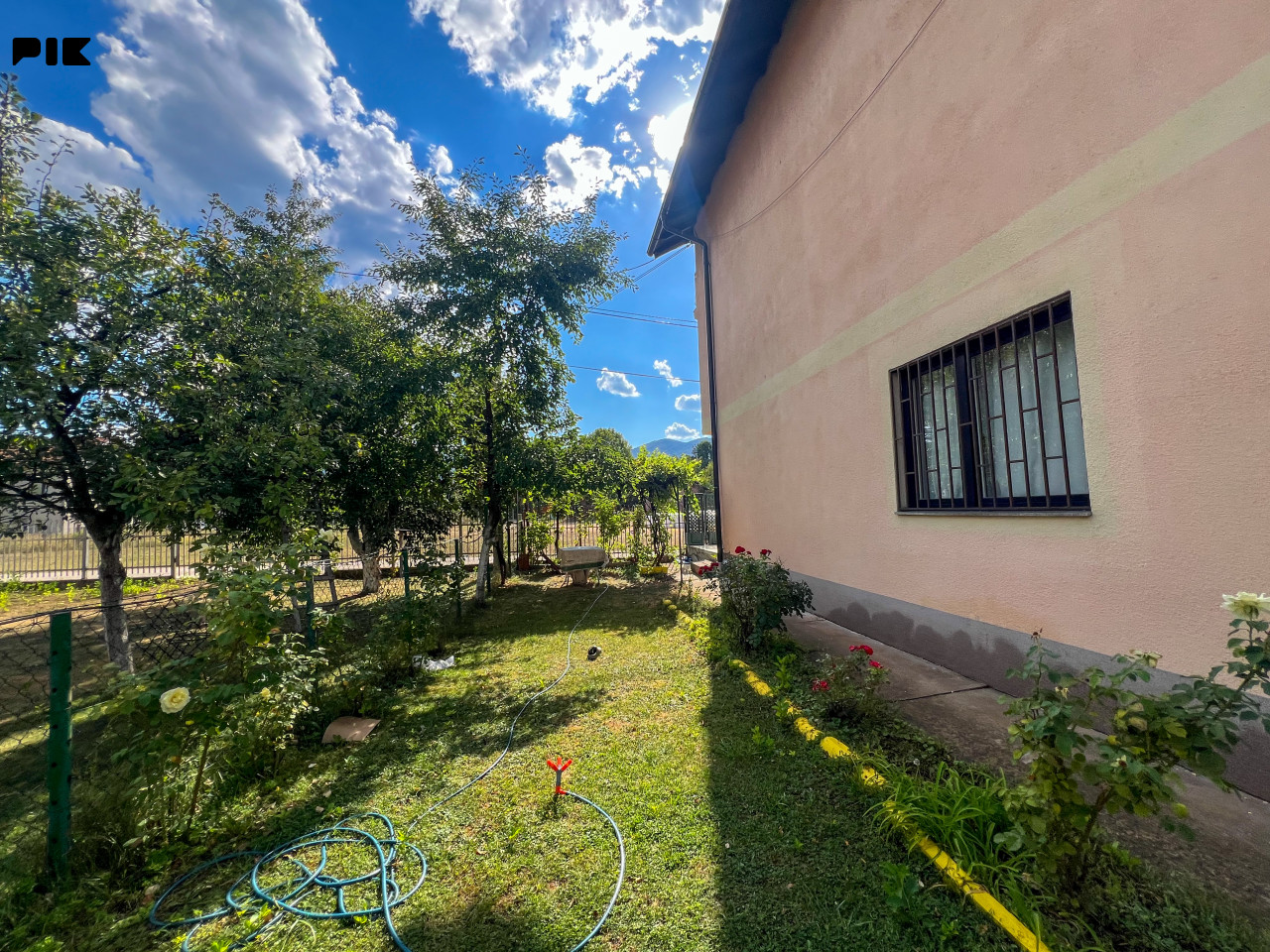 Kuća Azići 3 etaže 210m2 Ilidža 3